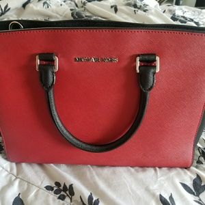 Michael Kors purse